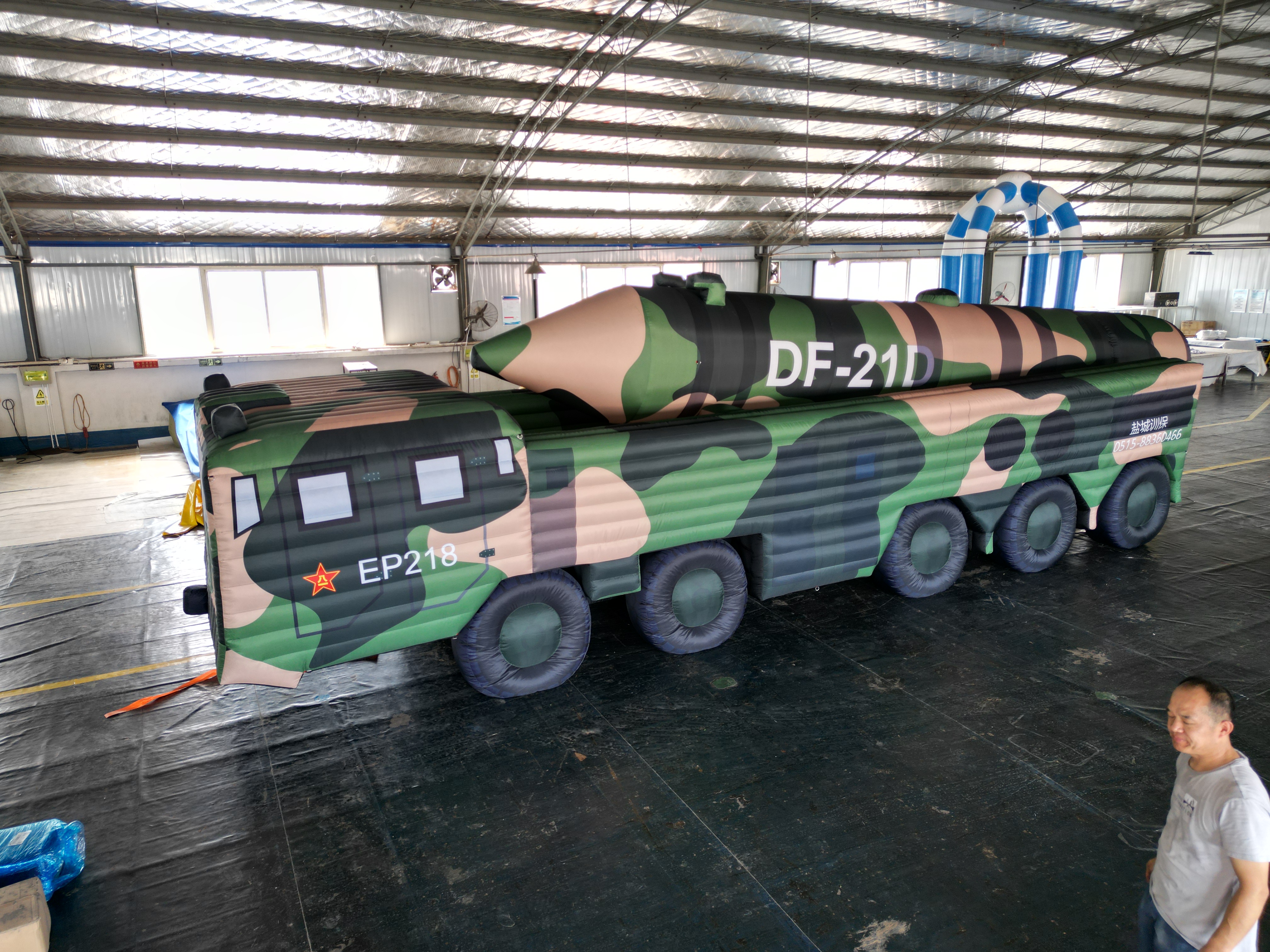 巧家哈尔滨充气导弹车：军事科技的巅峰之作